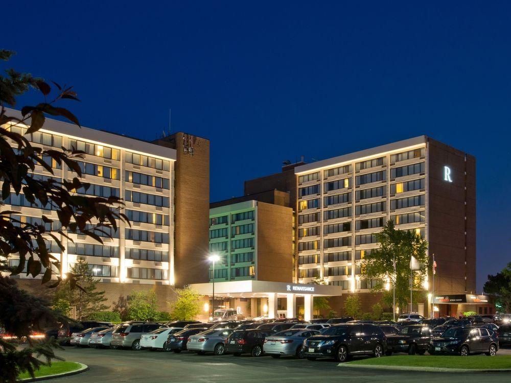 Renaissance Chicago North Shore Hotel Northbrook Exterior photo